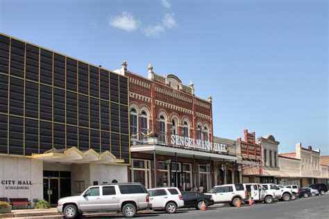 funeral home schulenburg tx